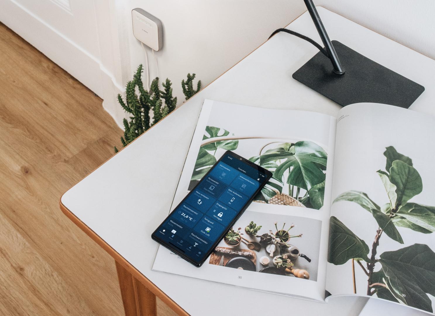 Smart Home Smartes Pflanzenparadies mit cleverer Lichtsteuerung von Bosch - News, Bild 